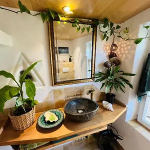 Bali-style Tinyhaus Am Wald Bruckberg